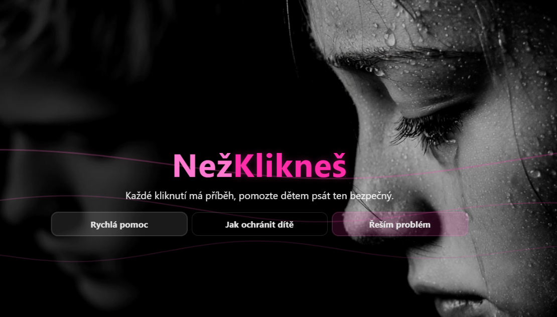 Děti na internetu čelí kyberšikaně i vydírání. Kampaň Než klikneš radí rodičům, jak je chránit