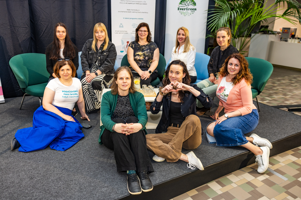 Komunita je síla: Jak najít podporu a přátelství mezi ostatními rodiči