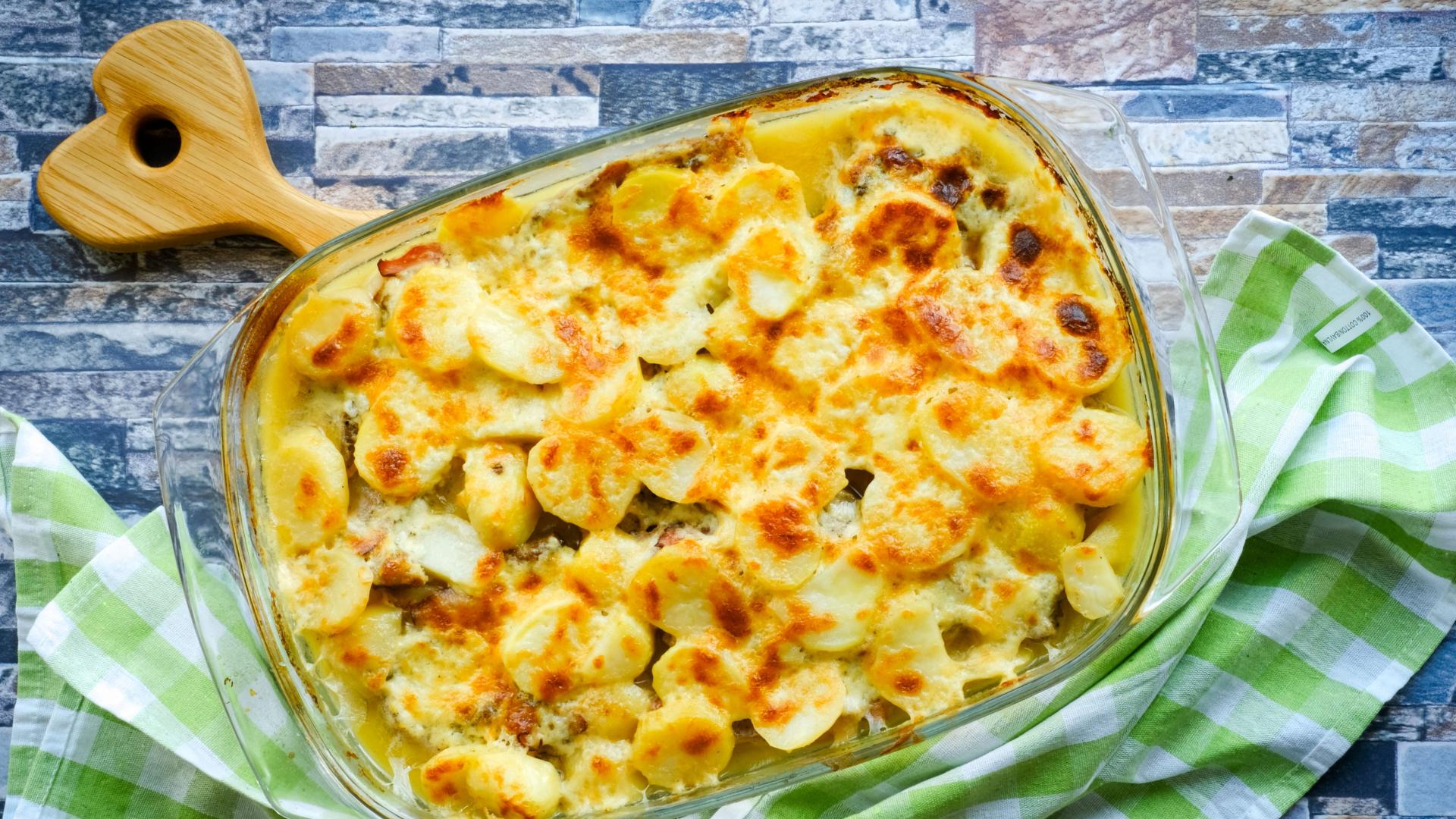 Krkovice s bramborami v troubě