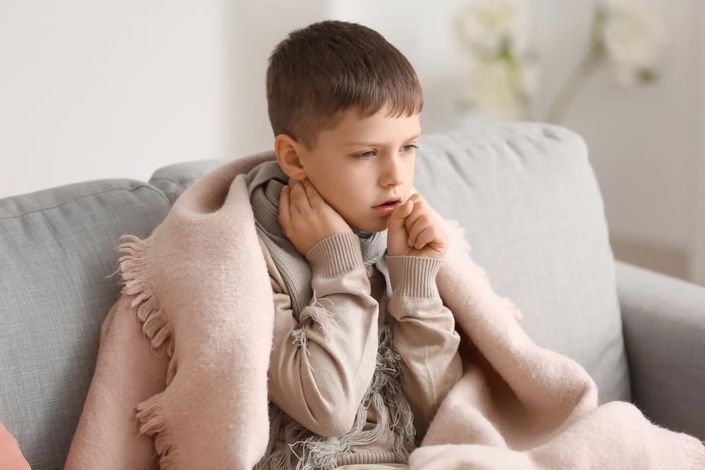 Nejúčinnější prevencí proti černému kašli a záškrtu je očkování. Vakcín je dostatek a jsou vhodné i pro těhotné