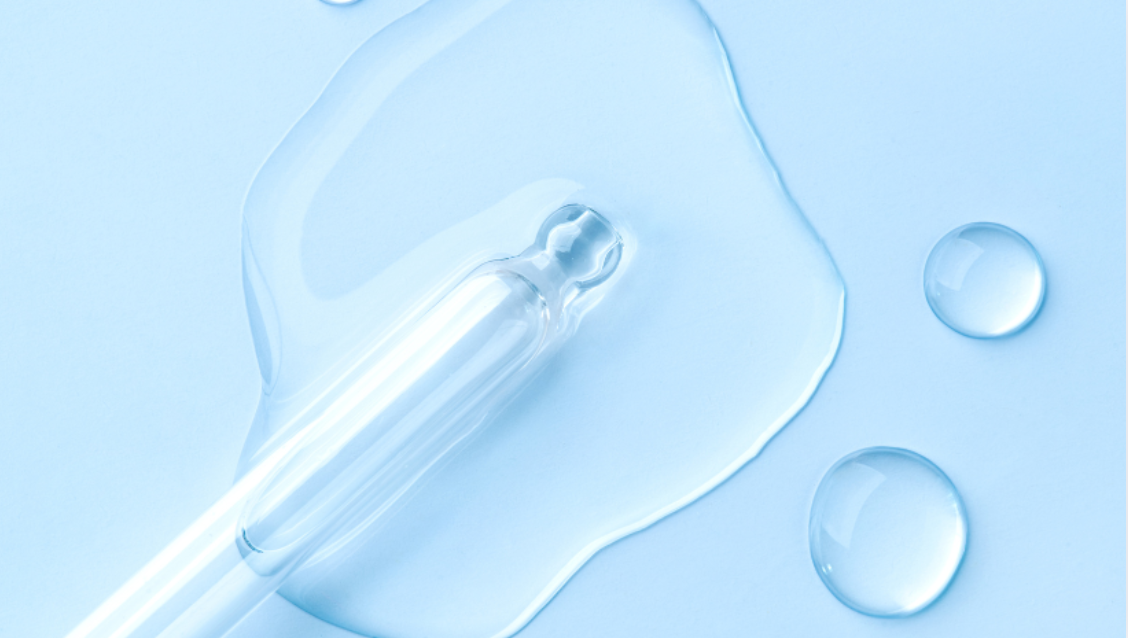 Proč kosmetické produkty obsahují vodu?