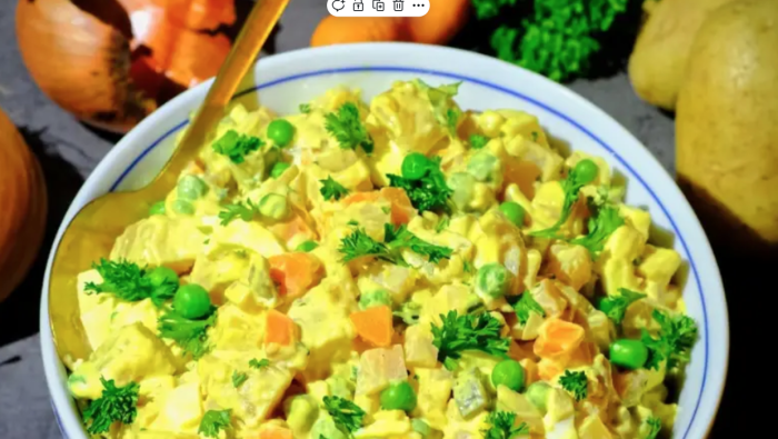 Vánoční bramborový salát