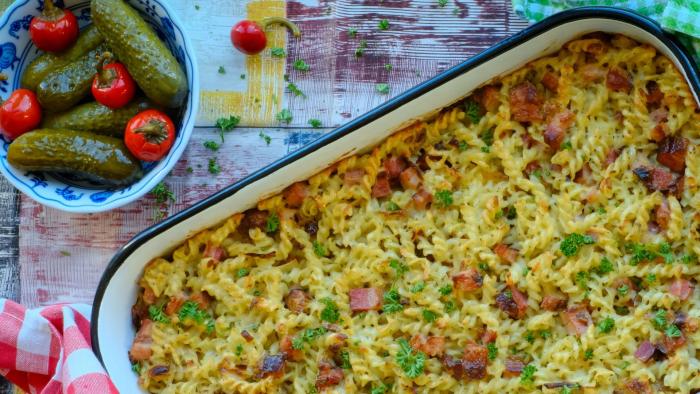 Zapečené těstoviny s uzeným masem